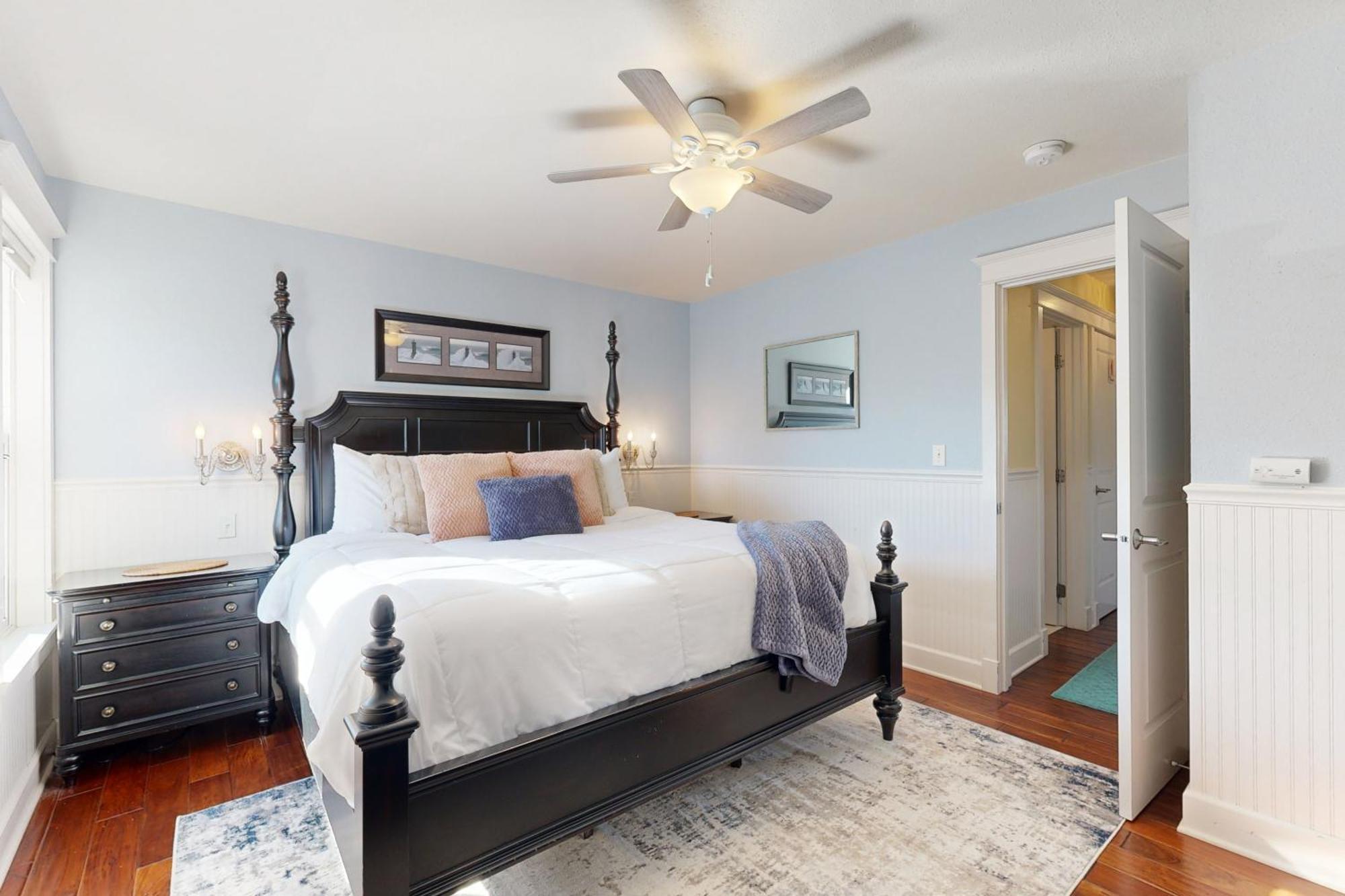 The Embarcadero Apartment *
